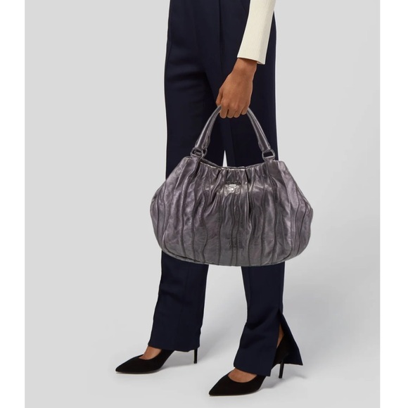 Prada Nappa Waves Gunmetal Metallic Silver Leather Expandable Hobo Shoulder Bag - Picture 1 of 13
